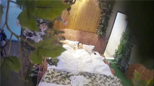 ❤️❤️❤️【台灣】冒充經紀人話虎爛大奶國中學妹脫光了看鮑魚