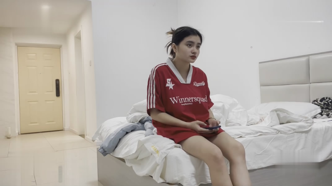 ❤️❤️❤️Onlyfans留學生露臉反差婊【lucymochi】給白人黑人當狗肏