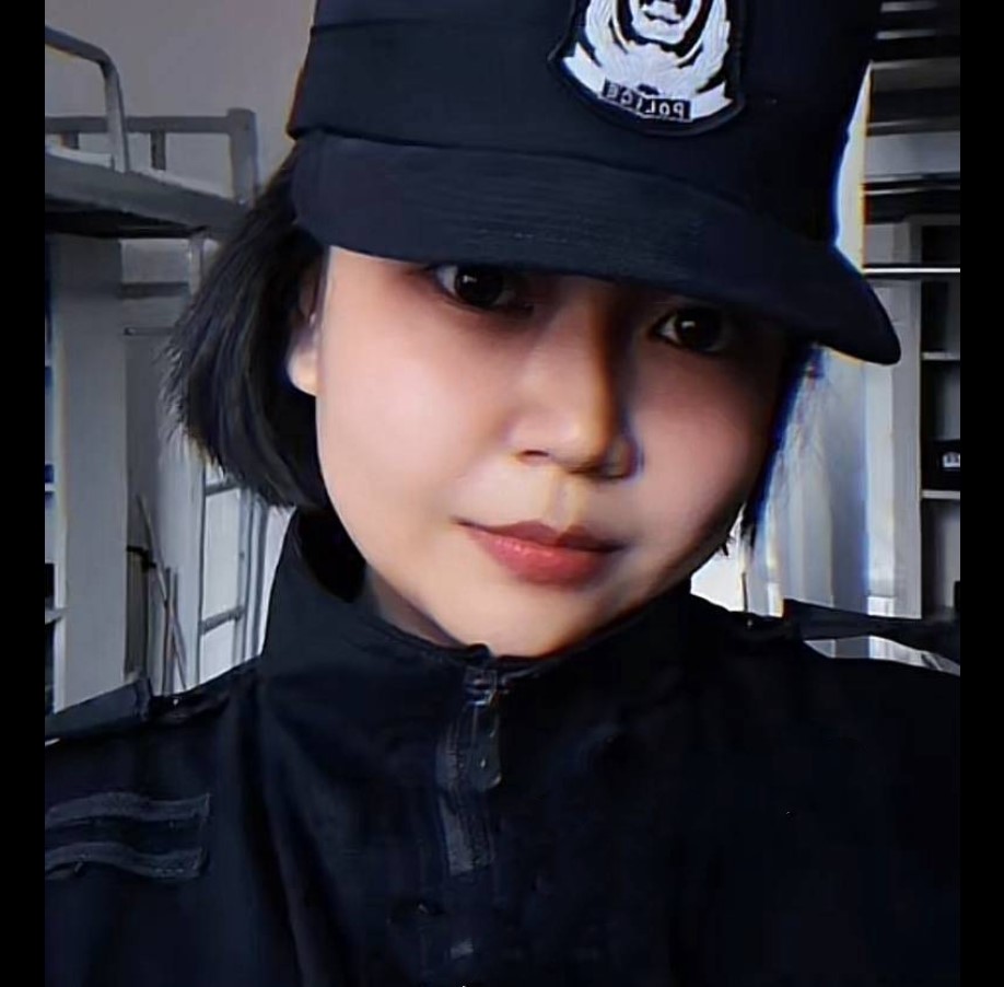 ❤️❤️❤️【偷窺】長相可愛美女,扒開下面尿尿玩陰蒂