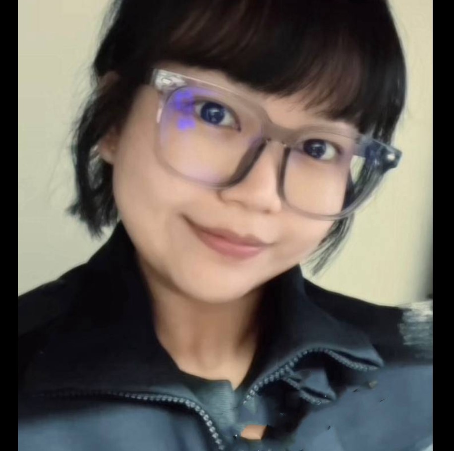 ❤️❤️❤️【偷窺】長相可愛美女,扒開下面尿尿玩陰蒂