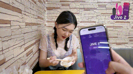 ❤️❤️❤️FansOne极品粉穴AV女优孟若羽❤️让纹身猛男会所体验美女技师