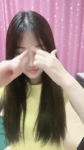 ❤️❤️❤️上海风骚女翻译馨姐❤️午休跟日本上司开房偷情还一边手机自拍,被射了一屁股的精液