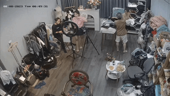 ❤️❤️❤️【獵奇】舔逼不用求男人自己可以幫自己舔逼長見識了舔逼自慰新高度