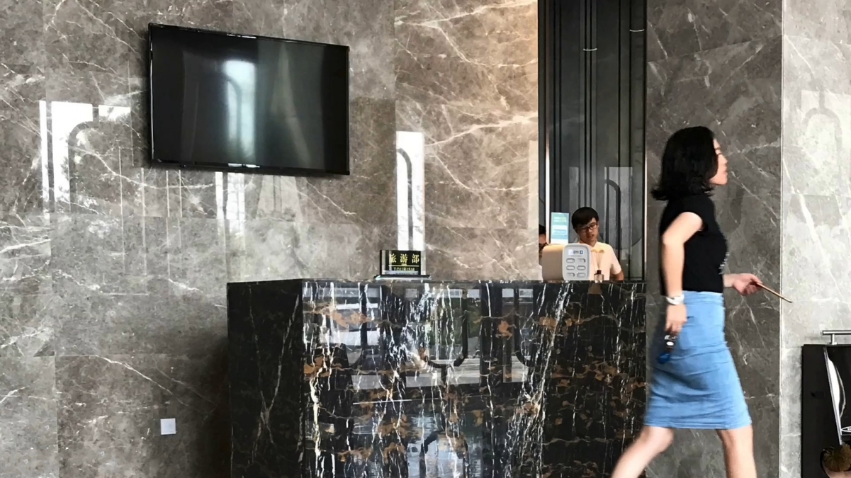 ❤️❤️❤️明星顏值氣質學院派美女穿著各式情趣內衣和男友自拍性愛視頻