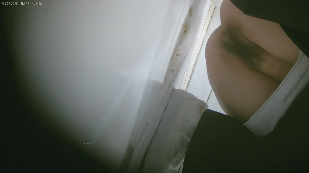 ❤️❤️❤️【獵奇】舔逼不用求男人自己可以幫自己舔逼長見識了舔逼自慰新高度