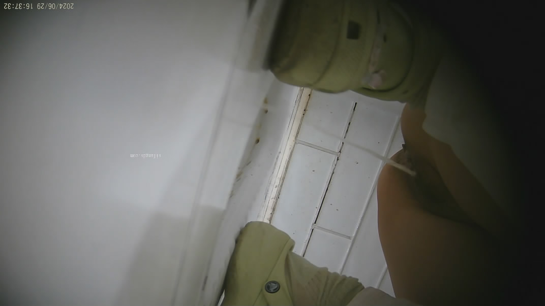 ❤️❤️❤️良家換妻泄密2部合集百D泄露此女超騷,被男人瘋狂摳逼