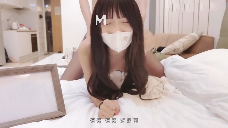 ❤️❤️❤️Fansone❤️花花宝贝极品爆乳少妇被猥琐秃顶医生用医疗器具淫猥爽到不要