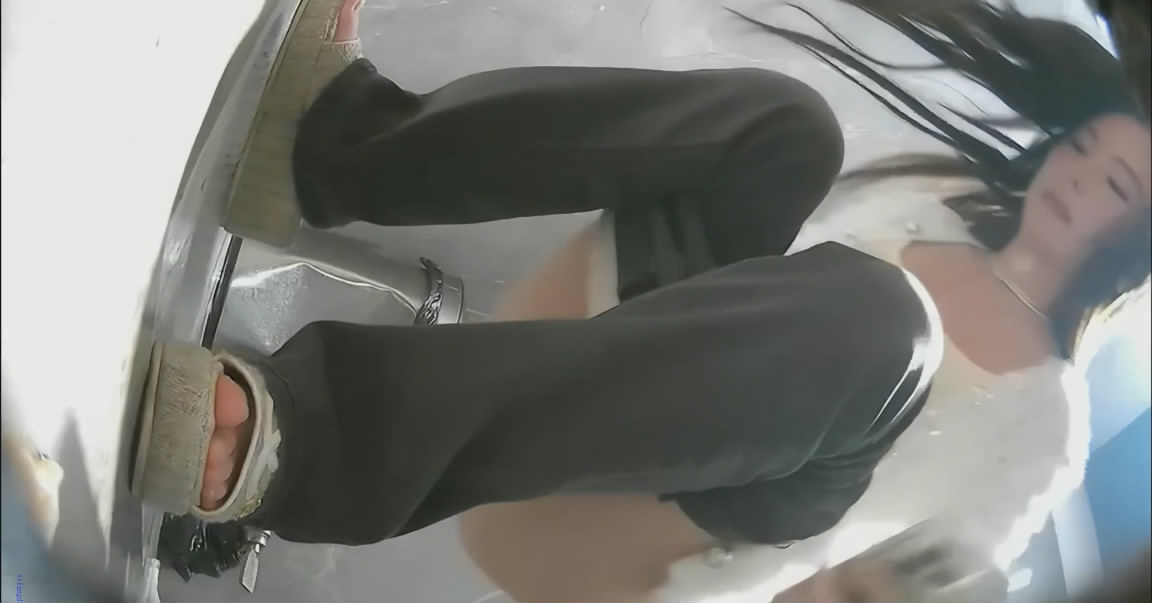 ❤️❤️❤️【臺灣】EDMosaic極品新人19歲晴子被檔拐來打炮❤️老公幹著粉穴給老婆看