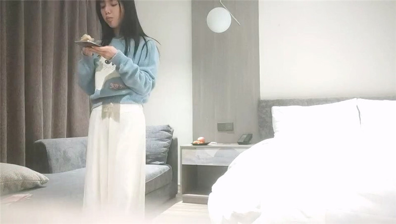 ❤️❤️❤️海南約到的極品巨乳卡戴珊被雞巴插的非常享受騎乘榨精瘋狂抖乳非常漂亮