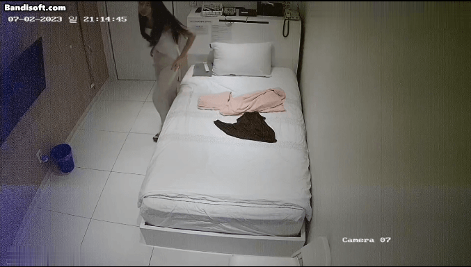 ❤️❤️❤️【臺灣】EDMosaic準人妻的偷情聚會❤️曾經暗戀過她的同學們集體輪交長腿女神