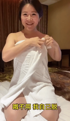 ❤️❤️❤️【臺灣】大神和台灣舅媽的偷情日記☀極品輕熟女,台灣嗲嗲音,這個熟女少婦技術是真的好,水也多,還是熟女香!