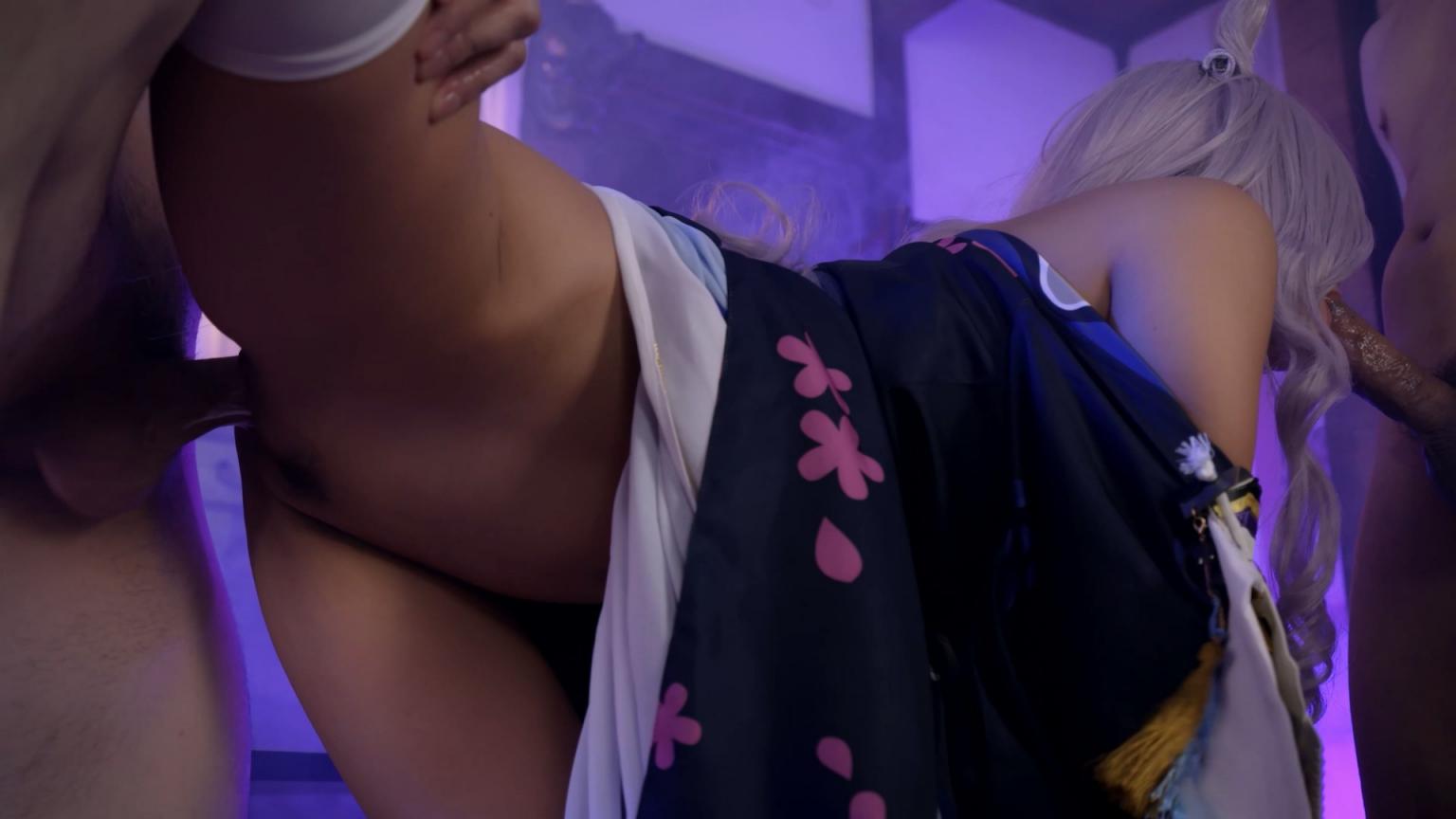 ❤️❤️❤️【臺灣】照片墙110W网红【ayumianime】付费私拍①,翘臀健康肤色,洋屌的最爱,生猛性爱(2V)