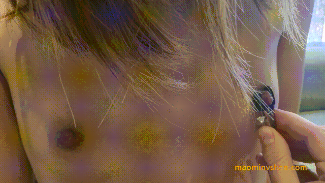 ❤️❤️❤️舞蹈基礎很好的抖音網紅【Maolulu】付費福利,超頂裸舞抽插潮噴顫抖,大黑穴沒少被玩弄