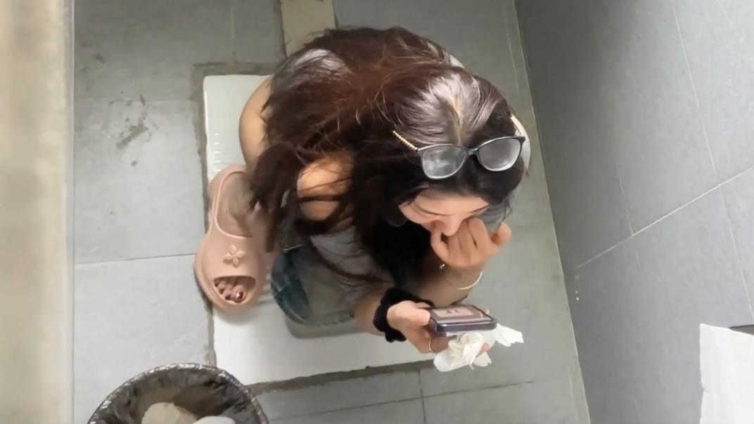 ❤️❤️❤️舞蹈基礎很好的抖音網紅【Maolulu】付費福利,超頂裸舞抽插潮噴顫抖,大黑穴沒少被玩弄