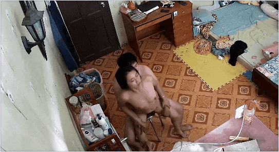 ❤️❤️❤️某醫院心電圖檢查科室，無良醫生高清偸拍多個年齡段的女人乳房，少婦少女熟女都有