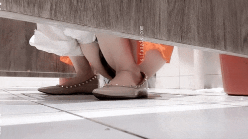 ❤️❤️❤️多倫多某跨國會計律師事務所身材不錯的氣質美女和大屌洋上司性愛視頻無水印版