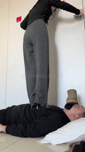 ❤️❤️❤️炮王恩凯SOLO艾悠,街头访问年轻人喝酒聚集地,遇上失恋巨乳美女初试一夜情DA-82