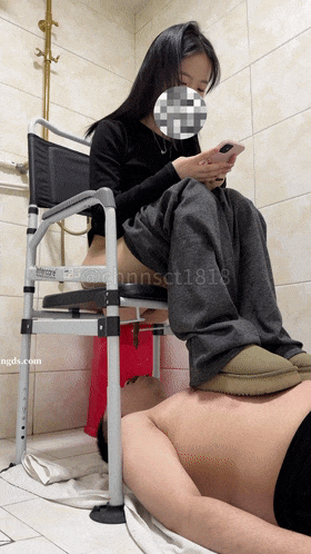 ❤️❤️❤️炮王恩凯SOLO艾悠,街头访问年轻人喝酒聚集地,遇上失恋巨乳美女初试一夜情DA-82