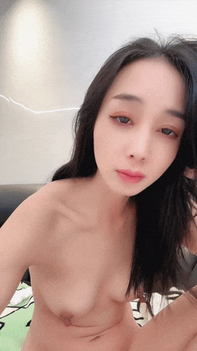 ❤️❤️❤️新下海超清純大眼湖北9.5分高顏女神！超大尺度，噴水！身材超棒，有點貧乳