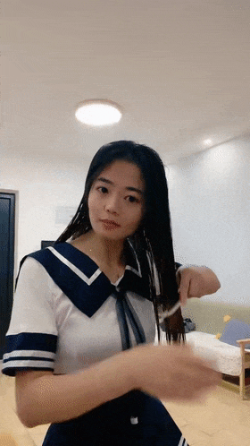 ❤️❤️❤️軍人節特輯二兵收假連長辦公室搜身，一不小心就起了生理反應以為是違禁品，就把他褲子脫了
